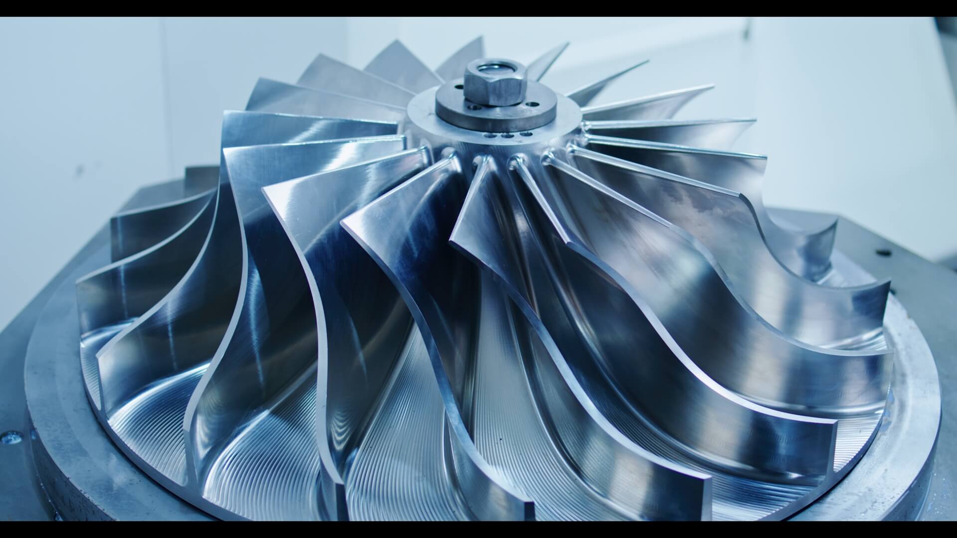 現(xiàn)代化高端裝備制造企業(yè)